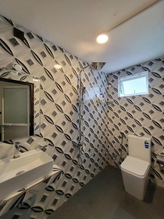 Deluxe Double Room – private bathroom