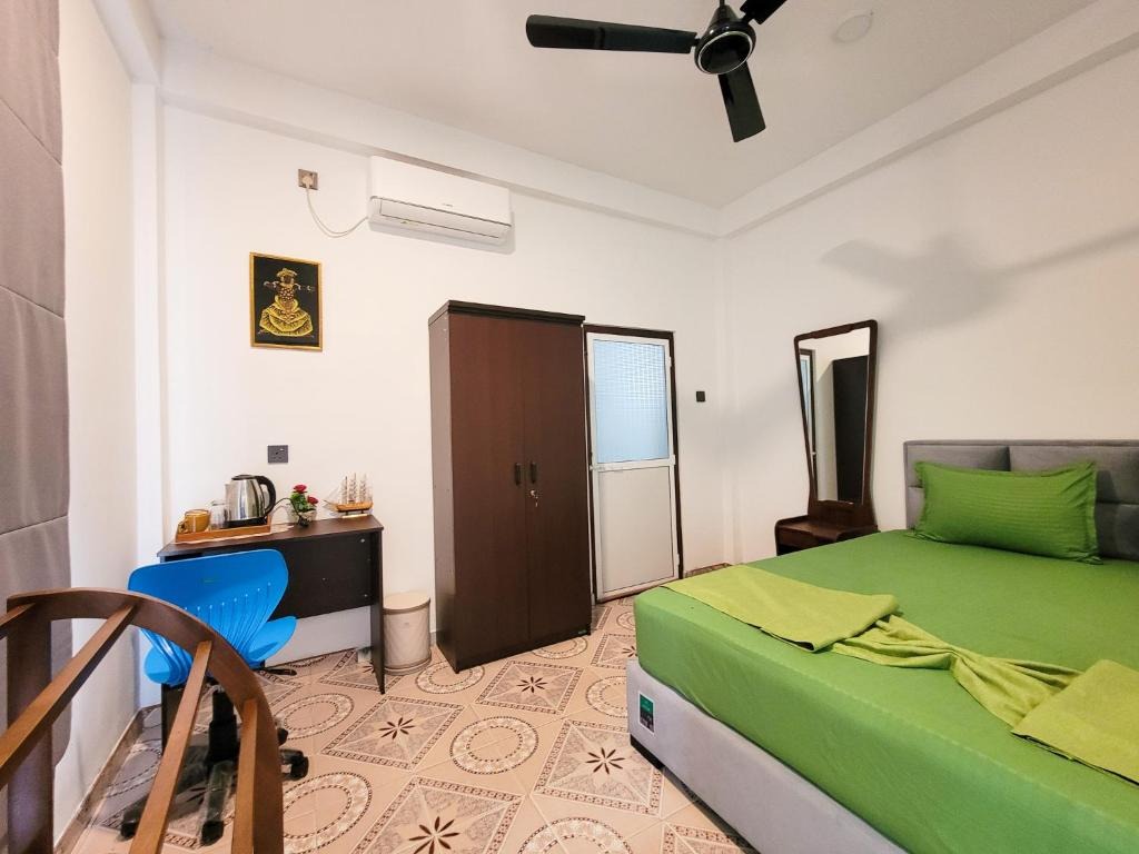 Deluxe Double Room – view 2
